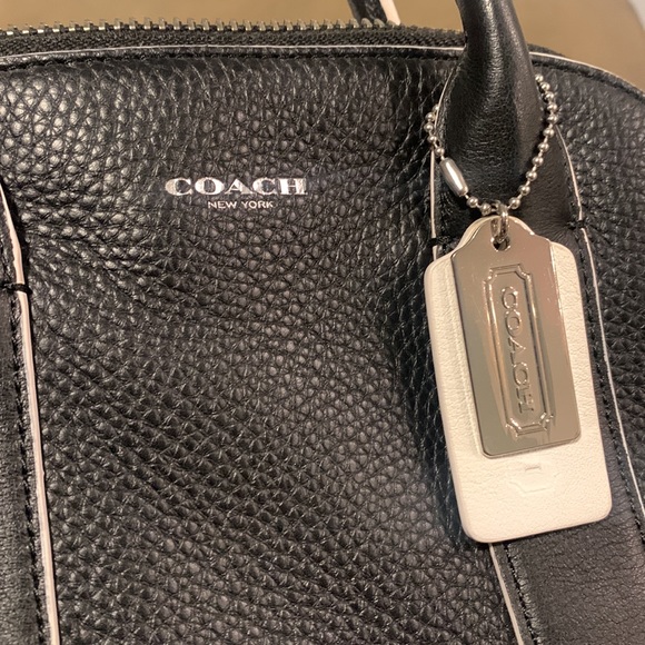 Black Leather Coach Handbag with White Piping - Picture 6 of 7